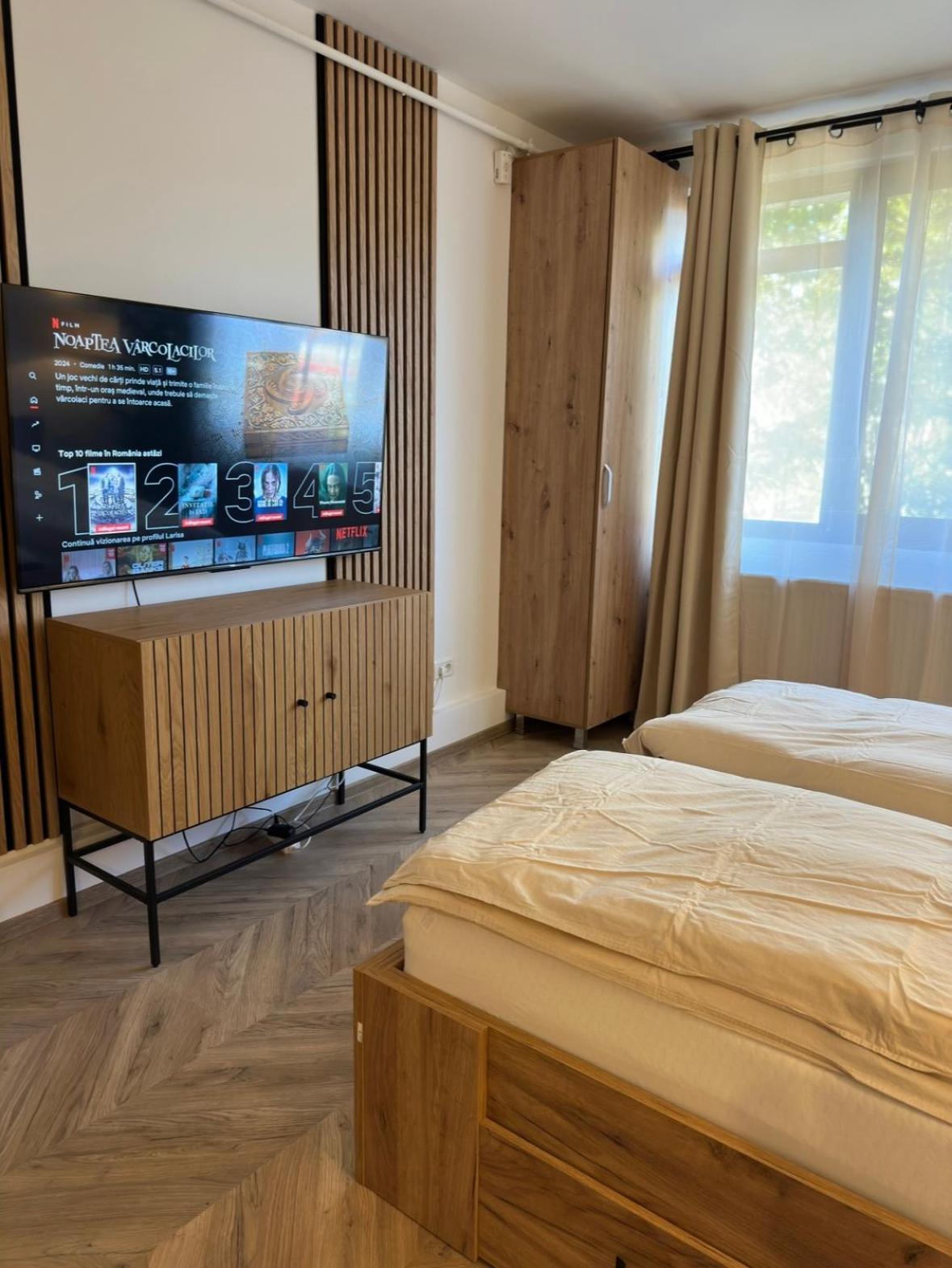 One Room Apartment- Self Check-In 24H Resita Esterno foto